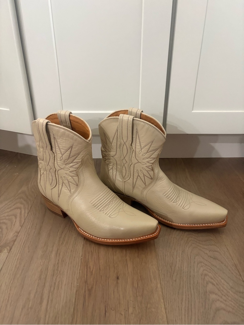 Tecovas The Lynn Western Embroidered Leather Boots Cream US 6.5